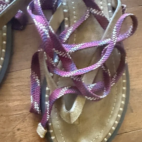 Zara Tan Suede Lace-Up Sandals with Burgundy Straps - Picture 5 of 7